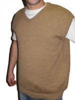 Безрукавка вязанная из натуральной верблюжьей шерсти мужская