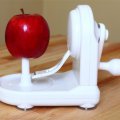 Машинка для очистки яблок бытовая